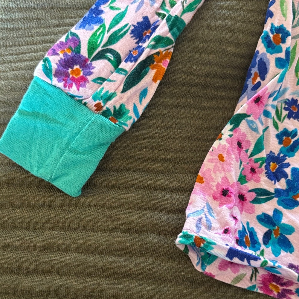 Little Sleepies Sweet Pea Floral Two-Piece Pajama Set - Picture 5 of 8